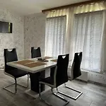 Lägenhet Lonna Bihać